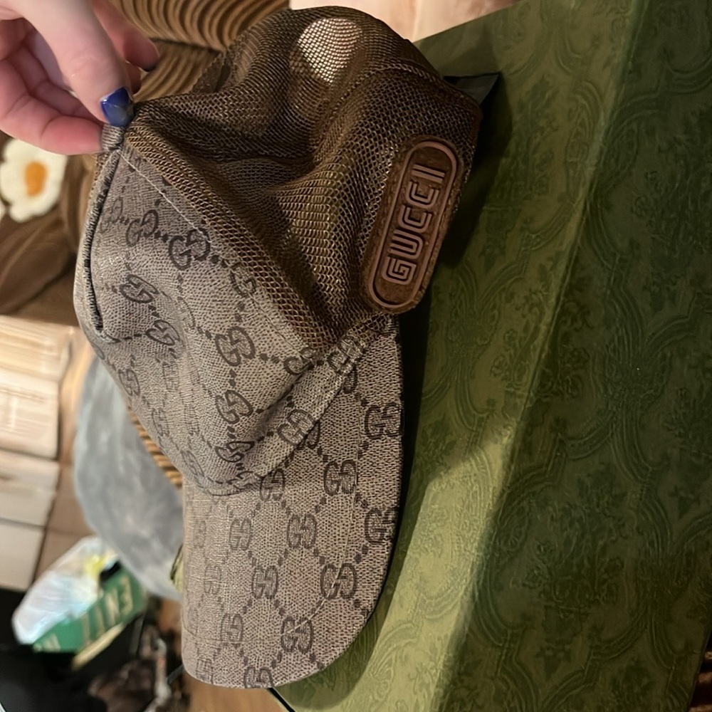 gucci hat - Picture 2 of 5